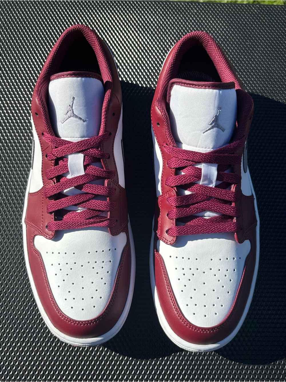 Air Jordan 1 Low Bordeaux 2022 White Burgundy Grey. Men’s Size 12